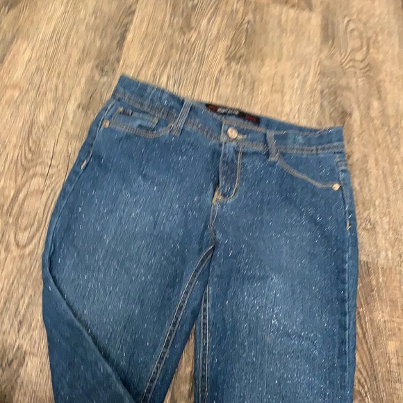 2/15$ (3) girls jeans 12-14. Lee , Jordache - Picture 4 of 8